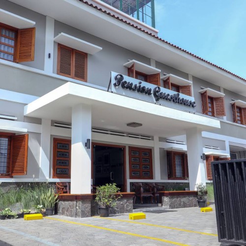 Guesthouse Bandung Tampak Depan